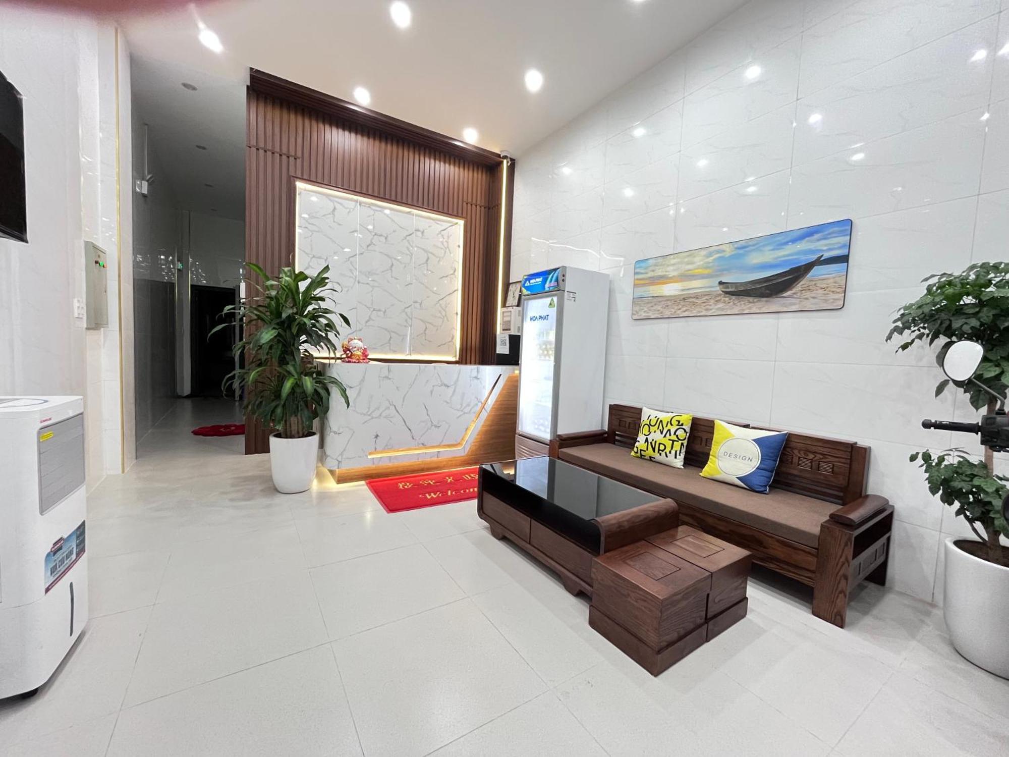 Khang Hotel Phủ Từ Sơn エクステリア 写真